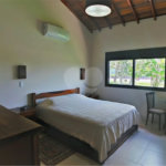 Casa à venda com 3 quartos, sendo 1 suíte, no condomínio Estância Marambaia, Vinhedo - SP