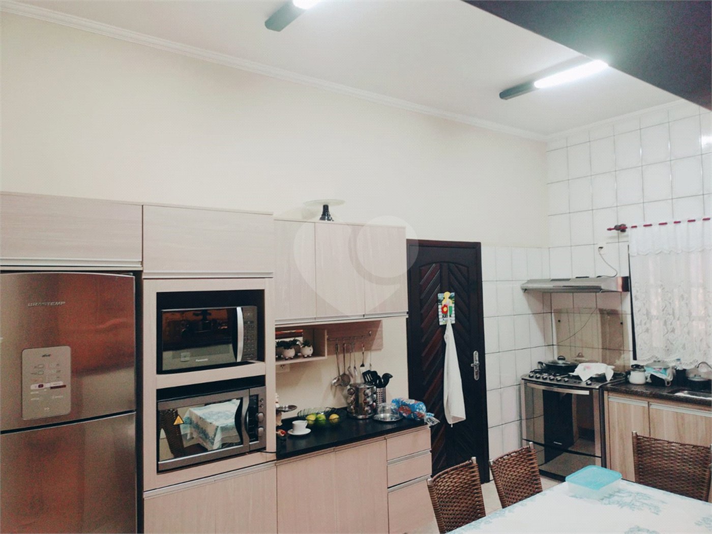 Casa à venda com 6 quartos, sendo 1 suíte,  em Mogi Moderno, Mogi das Cruzes, SP