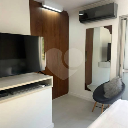 Casa à venda com 3 quartos, sendo 1 suíte, no condomínio Villas de São Francisco, São Paulo - SP