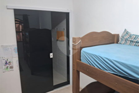 Casa à venda com 3 quartos, sendo 2 suítes, em Jardim Míriam, Suzano, SP