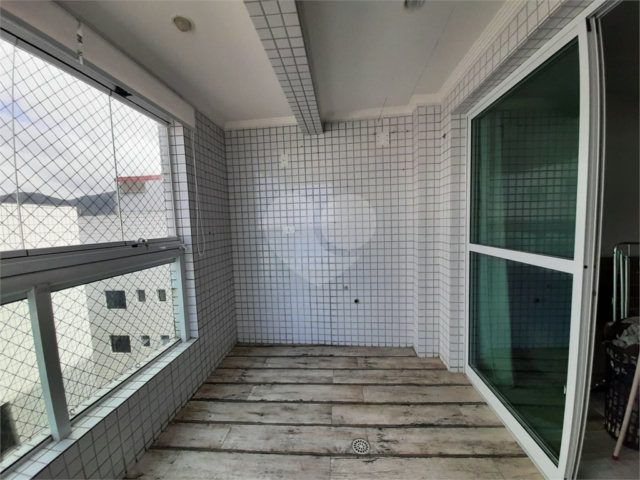 Apartamento à venda com 2 quartos, sendo 1 suíte,  no Centro, Mongaguá, SP