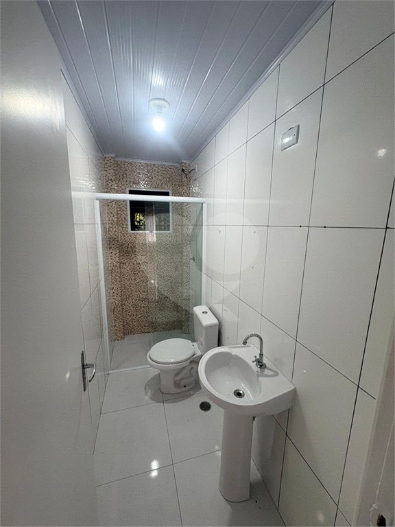 Casa à venda com 2 quartos no condomínio Carvalho Lagares, Poá - SP