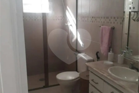 Sobrado à venda com 3 quartos, sendo 1 suíte, em Jardim das Vertentes, São Paulo, SP