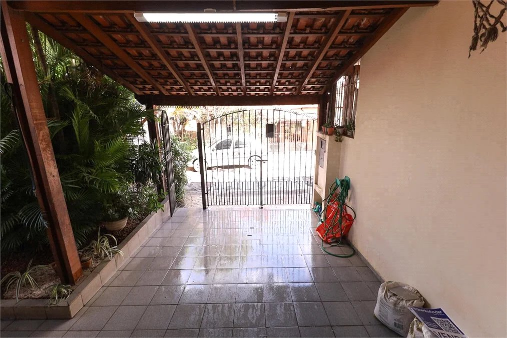 Casa à venda com 3 quartos, sendo 1 suíte,  em Vila Medeiros, São Paulo, SP