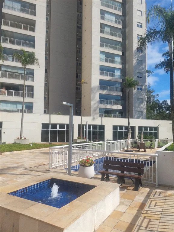 Apartamento à venda com 3 quartos, sendo 2 suítes, em Vila Andrade, São Paulo, SP