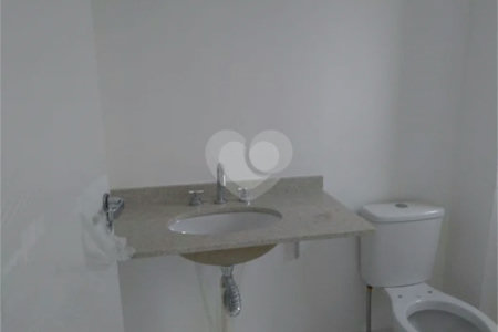 Apartamento na Mooca com 91m² , 650 metros da estação Belém,3 dormitórios,1 suíte,1 Vaga.