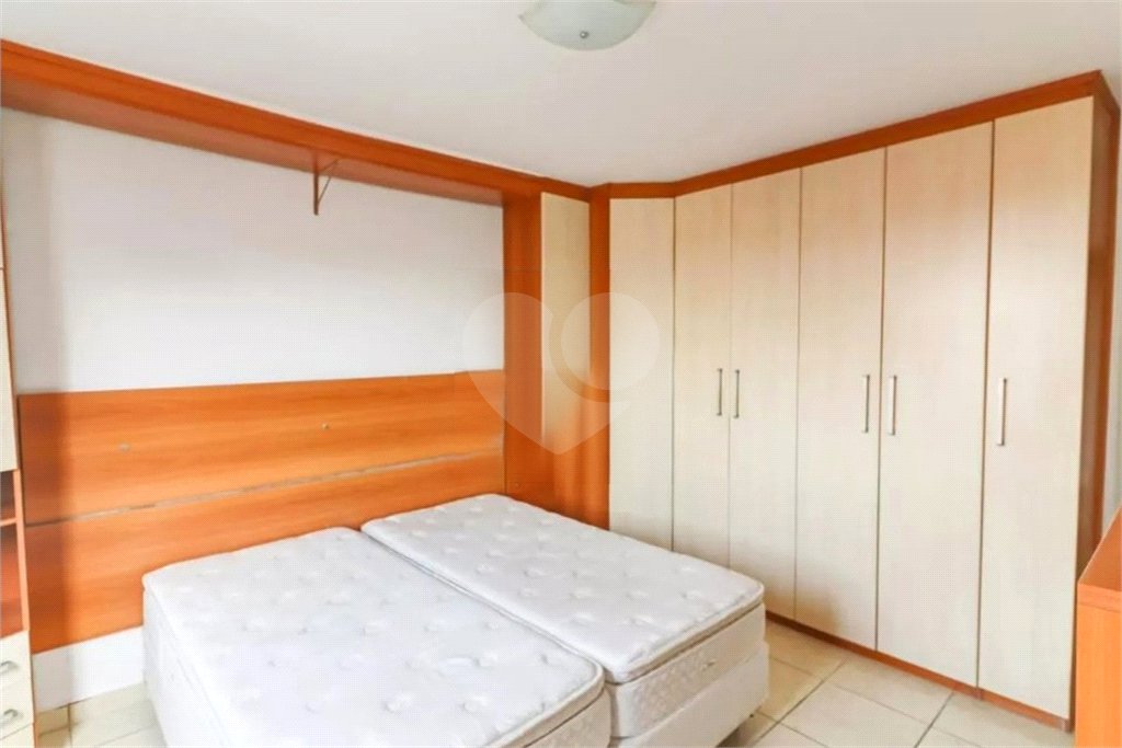 Sobrado à venda com 3 quartos, sendo 1 suíte, em Jardim Bonfiglioli, São Paulo, SP