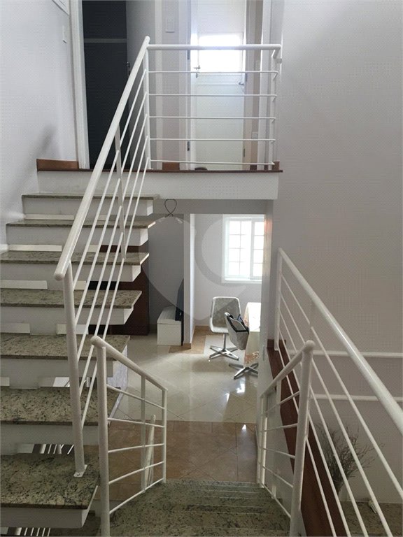 Sobrado à venda com 4 quartos, sendo 1 suíte, em Tremembé, São Paulo, SP