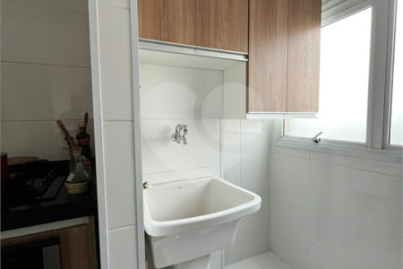 Apartamento à venda com 2 quartos, sendo 1 suíte,  em Vila América, Santo André, SP