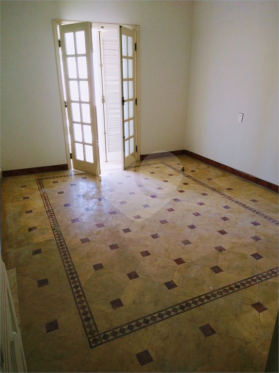 Sobrado à venda com 5 suítes em Solar de Itamaracá, Indaiatuba, SP