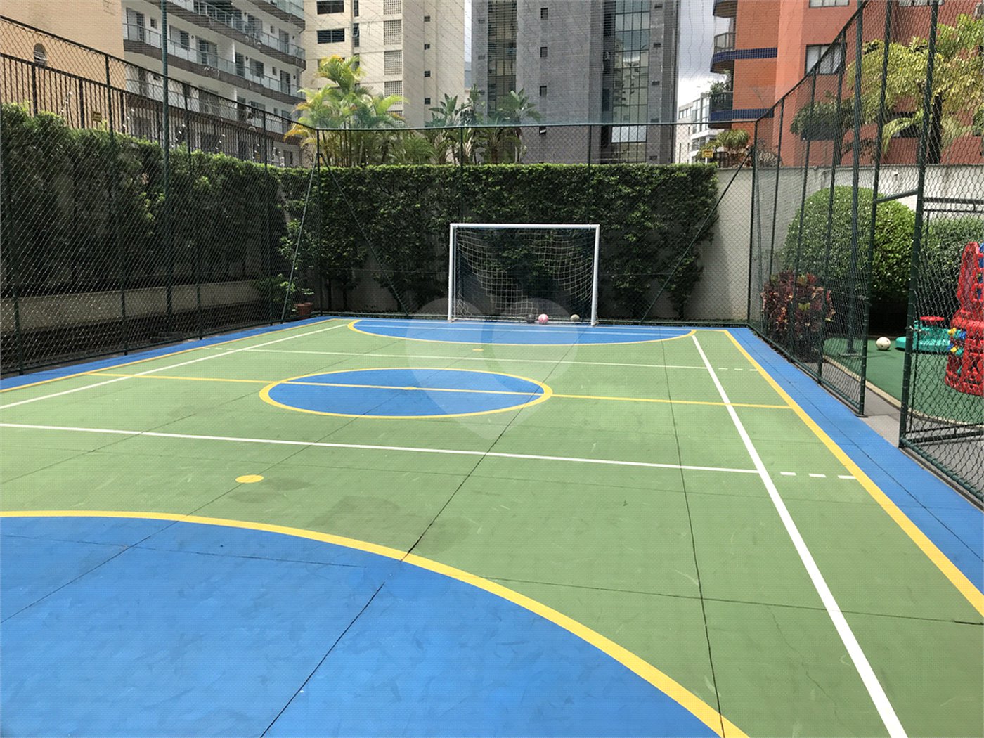 Apartamento à venda com 4 quartos, sendo 3 suítes,  em Itaim Bibi, São Paulo, SP