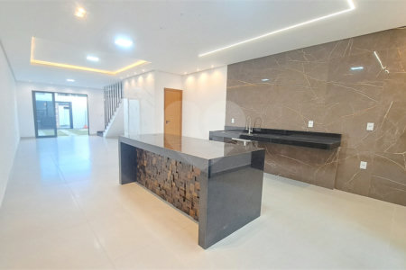 Duplex à venda com 3 quartos, sendo 1 suíte, em Tabapiri, Porto Seguro, BA