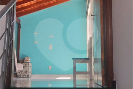 Casa à venda ou para alugar com 3 quartos, sendo 1 suíte, em Parque das Colinas, Valinhos, SP