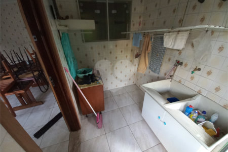 Casa à venda com 4 quartos, sendo 2 suítes,  em Parque Esmeralda, São Paulo, SP