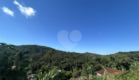 Terreno à venda no condomínio Alpes da Cantareira, Mairiporã - SP