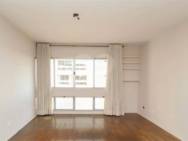 Apartamento à venda com 3 quartos em Vila Madalena, São Paulo, SP