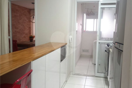 Apartamento à venda com 2 quartos, sendo 1 suíte, em Vila Bertioga, São Paulo, SP