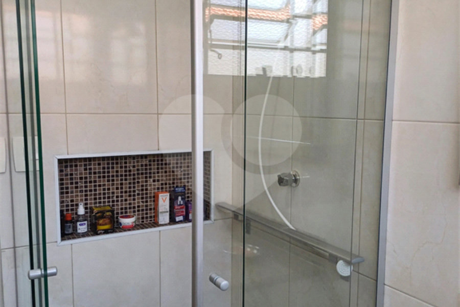 Sobrado à venda com 3 quartos, sendo 1 suíte, em Vila Guilherme, São Paulo, SP