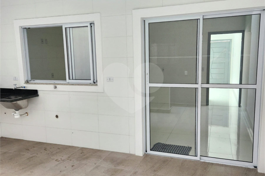 Sobrado à venda com 3 quartos, sendo 1 suíte,  em Vila Pereira Barreto, São Paulo, SP