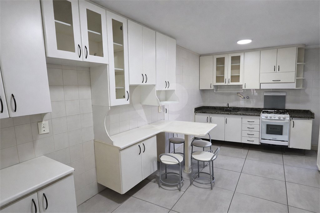 Apartamento à venda com 3 quartos, sendo 1 suíte, em Vila Roma, Itu, SP