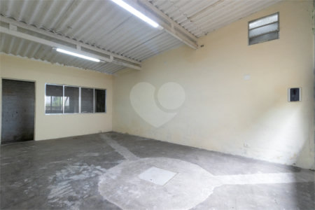 Sobrado à venda com 3 quartos, sendo 1 suíte,  em Real Parque, São Paulo, SP
