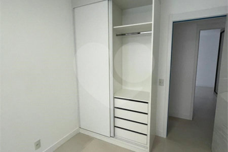 Apartamento à venda com 3 quartos, sendo 1 suíte, em Maracanã, Rio de Janeiro, RJ