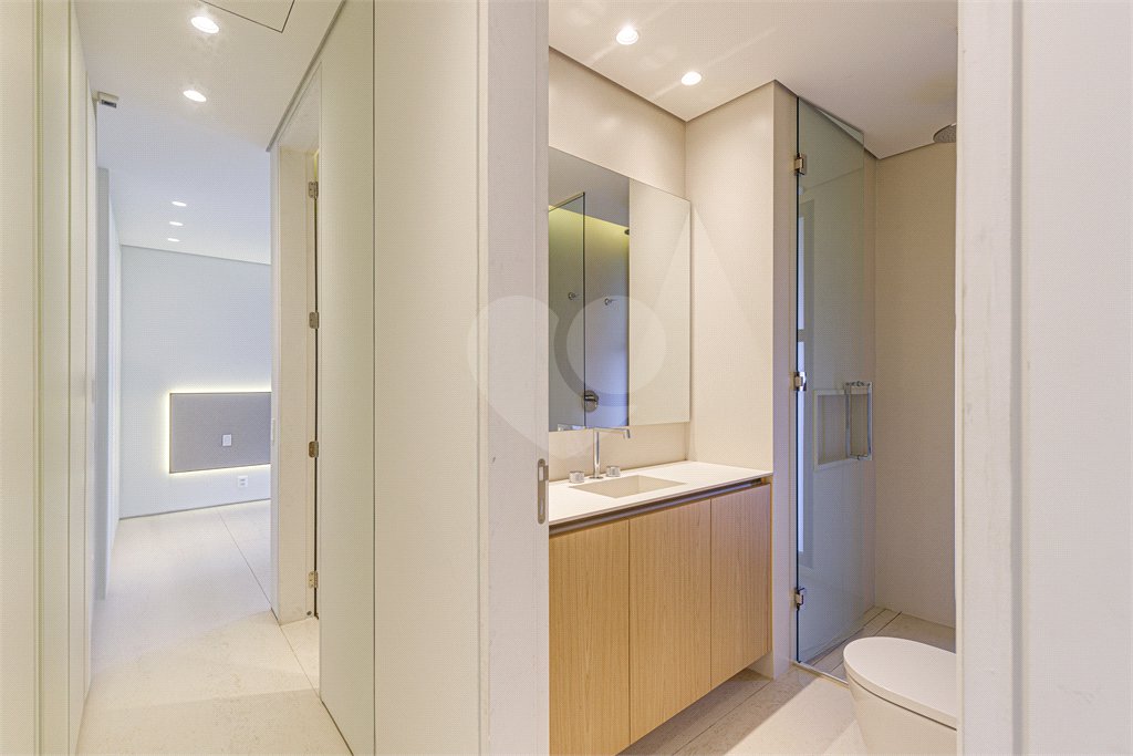 Apartamento à venda com 4 suítes em Moema, São Paulo, SP
