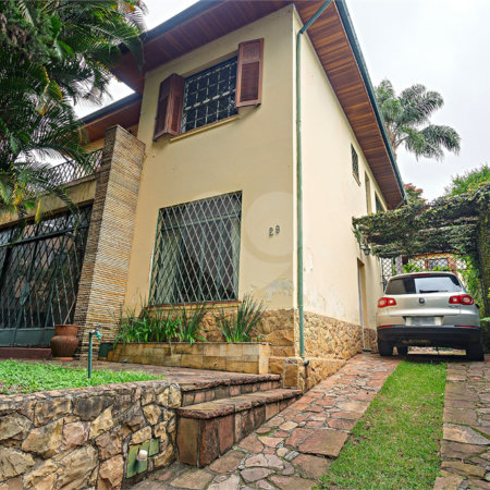 Sobrado à venda com 3 quartos em Jardim Petrópolis, São Paulo, SP