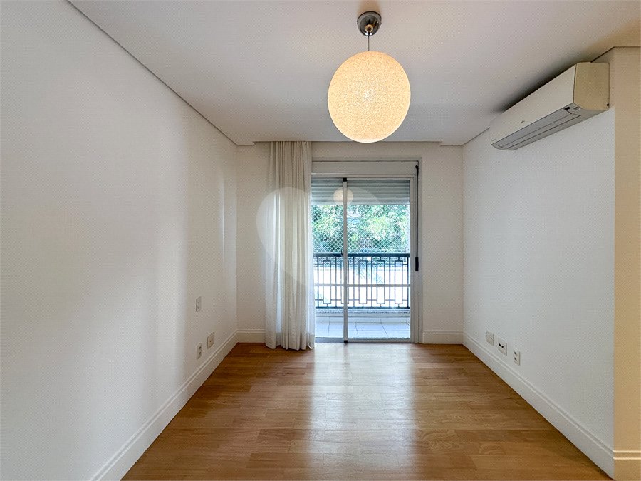 Casa à venda com 4 suítes no condomínio Quadra Real Campo Belo, São Paulo - SP