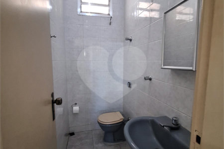 Casa à venda ou para alugar com 4 quartos, sendo 2 suítes,  em Santa Rosa, Vinhedo, SP