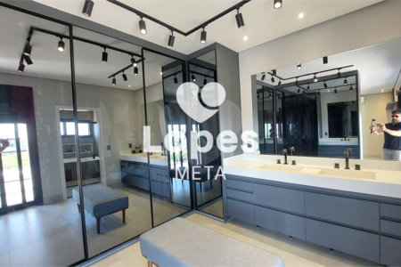 Casa à venda com 3 suítes no condomínio Alphaville 1, São José dos Campos - SP