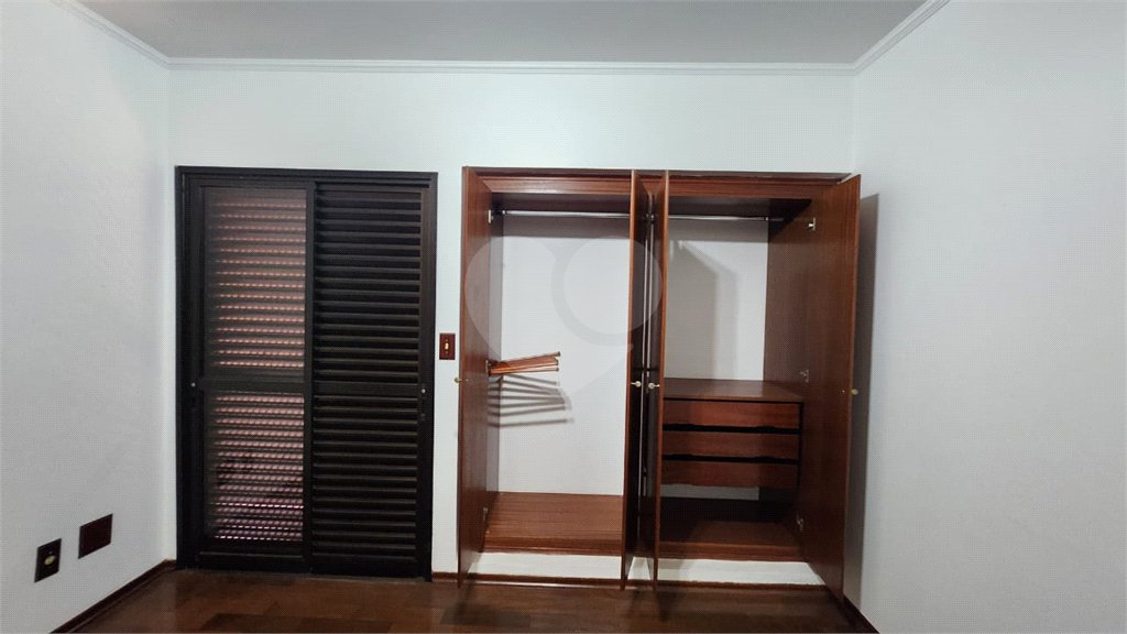 Apartamento à venda com 2 quartos no Centro, Araraquara, SP