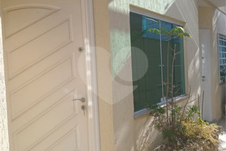 Casa à venda com 2 suítes no condomínio Villa Dell Victor, São Paulo - SP