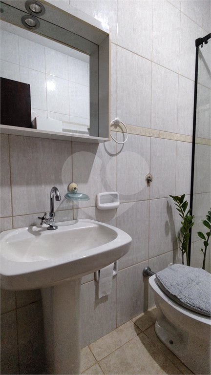 Casa à venda com 3 quartos, sendo 1 suíte, em Vila Santa Helena, Atibaia, SP