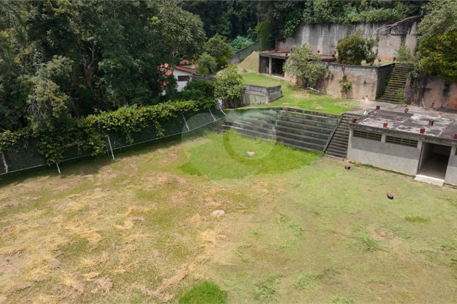 Casa à venda com 2 quartos em Serra da Cantareira, Mairiporã, SP