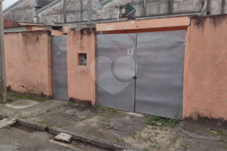 Casa à venda com 4 quartos em Vila Mogilar, Mogi das Cruzes, SP