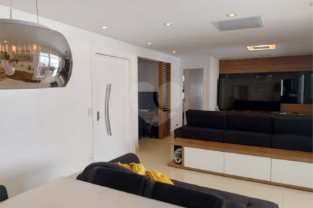 Apartamento à venda com 3 quartos, sendo 1 suíte,  no Centro, São Bernardo do Campo, SP