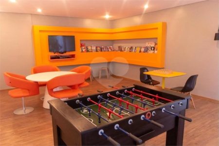 Espaço, conforto e uma localização privilegiada fazem deste apartamento mobiliado no Baeta Neves, em São Bernardo do Campo, uma excelente opção para seu novo lar. Com 118 m², três dormitórios e quatro banheiros, o imóvel oferece ambientes amplos para acomodar a família e receber amigos com comodidad
