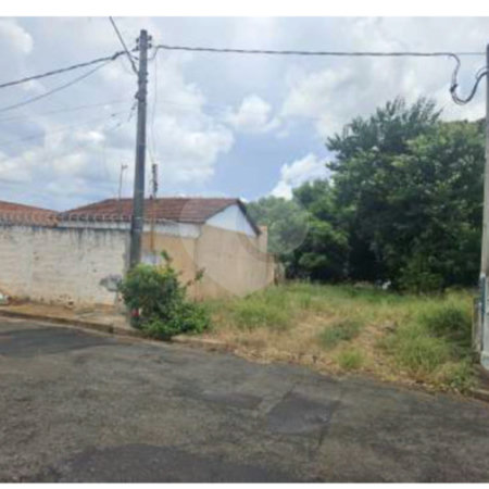 Terreno à venda em Vila Xavier (vila Xavier), Araraquara, SP
