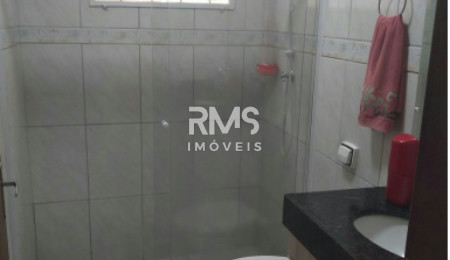 Casa à venda com 3 quartos, sendo 1 suíte,  em Jardim Elizabeth, Salto, SP