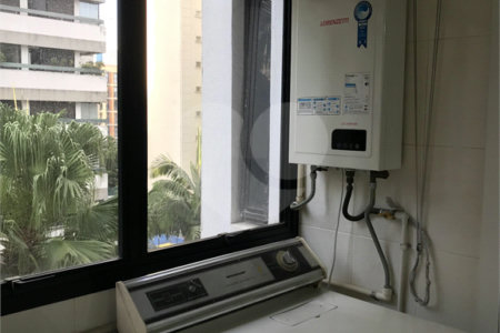 Apartamento à venda com 4 quartos, sendo 1 suíte, em Vila Uberabinha, São Paulo, SP