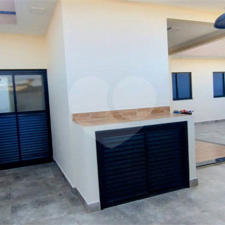 Casa à venda com 3 quartos, sendo 1 suíte, no condomínio Vila Paraty, Indaiatuba - SP