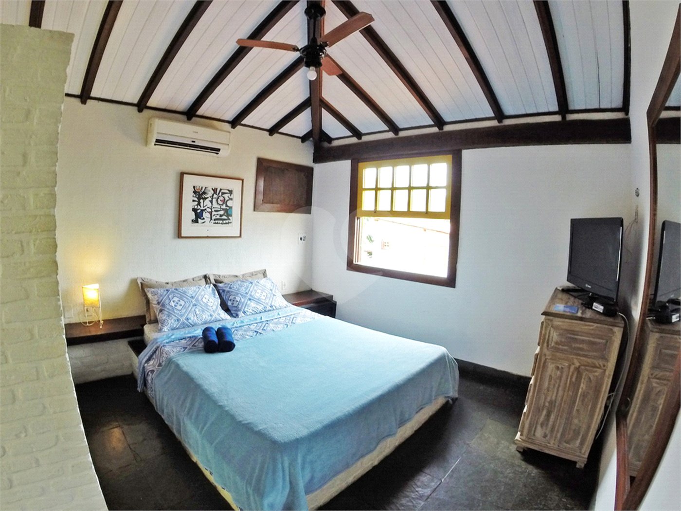 Casa à venda com 8 quartos, sendo 4 suítes, em Alto de Búzios, Armação dos Búzios, RJ