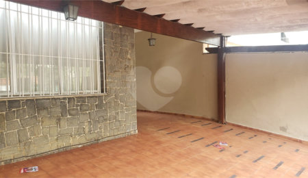 Sobrado à venda com 3 quartos em Campo Belo, São Paulo, SP