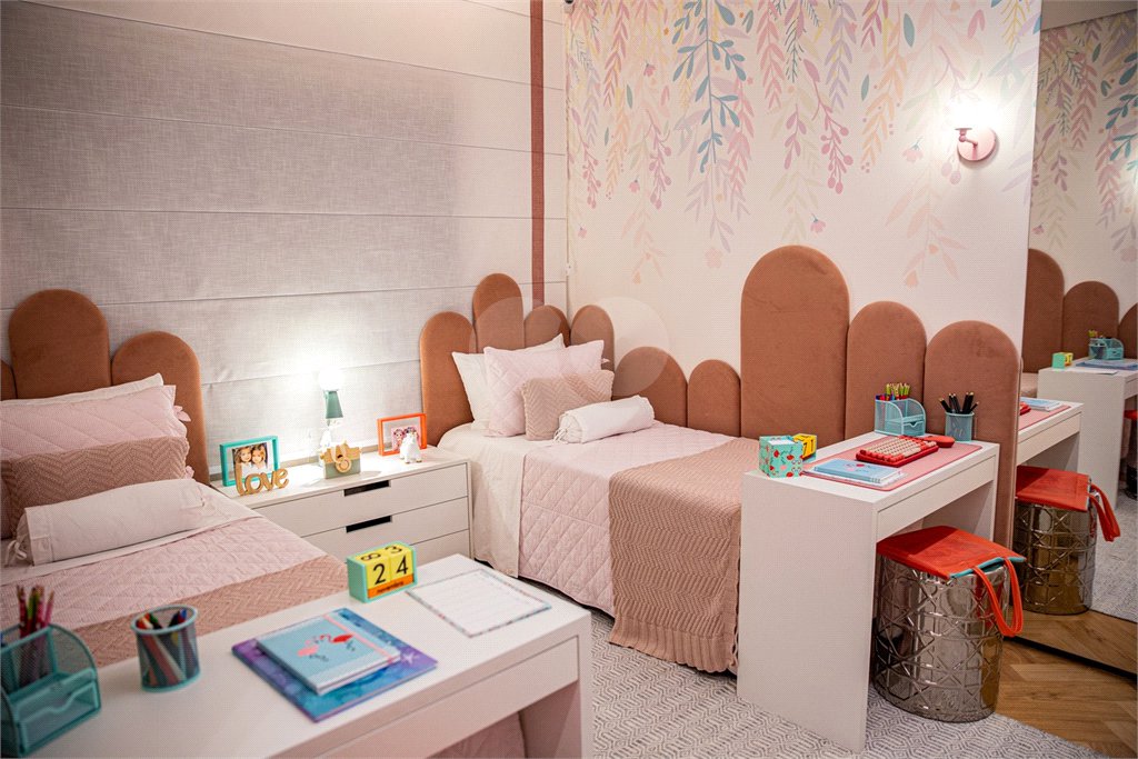 Apartamento à venda com 3 suítes em Vila Romana, São Paulo, SP