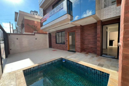 Sobrado com 4 dormitórios à venda, 234 m² por R$ 2.500.000,00 - Ponta da Praia - Santos/SP