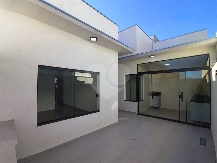 Casa à venda com 3 quartos, sendo 1 suíte,  no condomínio Terras de São Francisco, Sorocaba - SP