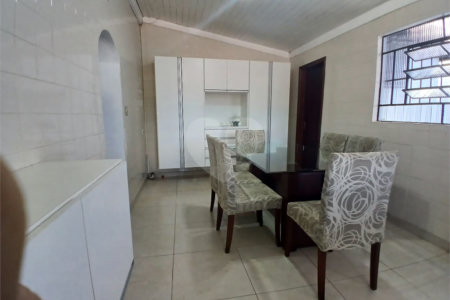Casa à venda com 3 quartos, sendo 1 suíte,  em Recreio Maristela, Atibaia, SP