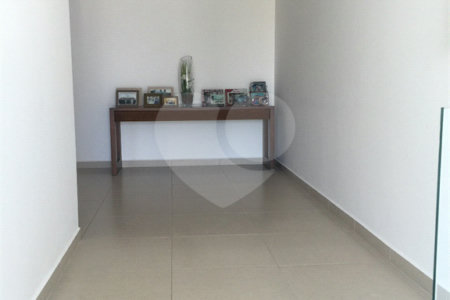 Casa à venda com 3 suítes no condomínio Lago da Serra, Araçoiaba da Serra - SP