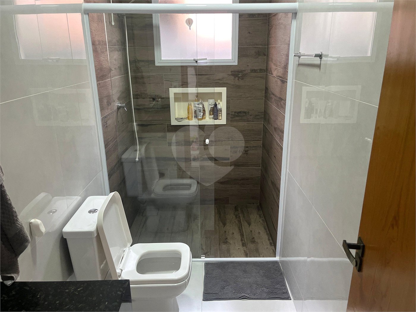 Casa à venda com 3 quartos, sendo 1 suíte, no condomínio Village Ipanema 2, Araçoiaba da Serra - SP